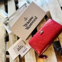 【アウトレット品】ヴィヴィアン・ウエストウッド 長財布　レディース