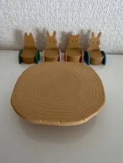 シルバニアファミリー テーブルと椅子セット