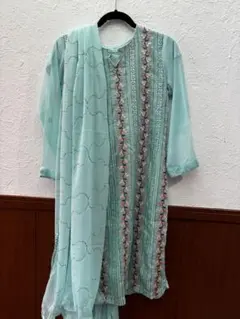 Item thumbnail for item 23e6524a-901b-4525-84a7-7e7417dd0b8d