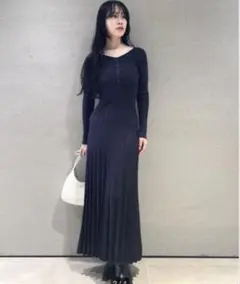 Lily Brown(リリーブラウン)ラメニットワンピース