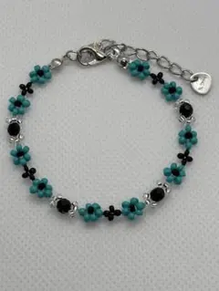 ターコイズ・黒花ビーズブレスレット（韓国ブレスレット)