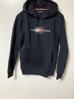TOMMY HILFIGER ブラック パーカー S/P