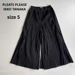 ワンピース isseymiyake pleatsplease ikko tanaka BRAND NEW IKKO TANAKA ISSEY MIYAKE COLLECTION | CRASH Magazine