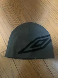 UMBRO ブラック ロゴ入り ニット帽