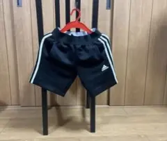 adidas ブラック ハーフパンツ