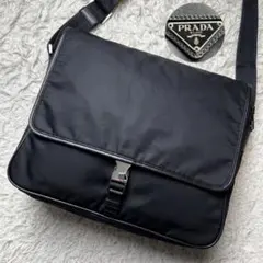 実用的★PRADA 三角ロゴ プレート ショルダーバッグ ブラック A4収納可能