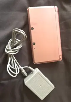 ニンテンドー3DS 本体 ピンク 充電器付き