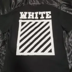 【美品】OFF-WHITE バックロゴ Tシャツ ブラックのサムネイル