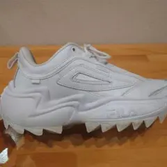 FILA TWISTER　フィラ　ホワイト　27cm スニーカー　　厚底