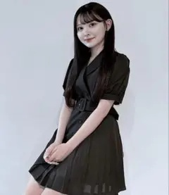 NOMAE プリーツ異素材シアーテーラードワンピース