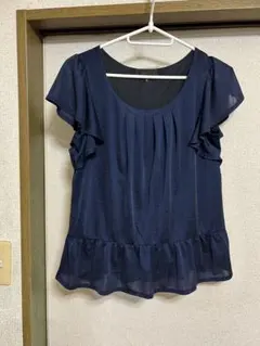 UNTITLED ネイビー フリル袖 ブラウス サイズ2のサムネイル