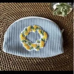 刺繍のポーチ　ミモザ