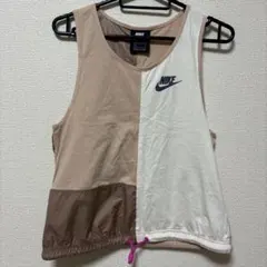 NIKE タンクトップ