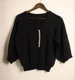 パールボタンVネックカーディガン