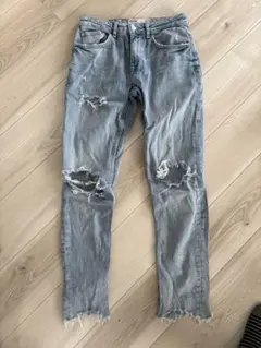 Bershka ダメージスキニージーンズ USA 28サイズ