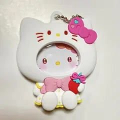 いちご新聞50周年記念 フォトバッジ付きマスコット サンリオ キティ