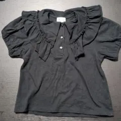 p.premier ブラック フリル襟付き Tシャツ 100