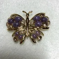 アンティーク調　蝶型ブローチ