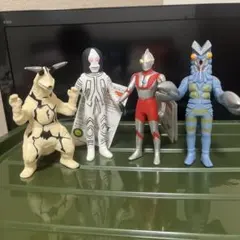 ウルトラマンシリーズ 怪獣ソフビフィギュア 4体セット
