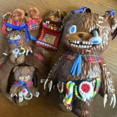 ハミクマ コレクタブルアクリルスタンド付きキーチェーン 4種 - メルカリ