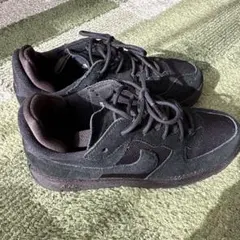 Nike WMNS Air Force 1 Wildブラックカラー