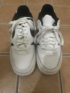 NIKE スニーカー ホワイト ブラック