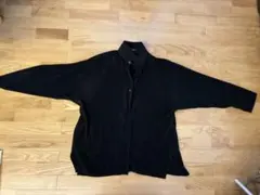 リラックスプリーツシャツ