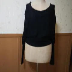 IORI 黒ニットのサムネイル