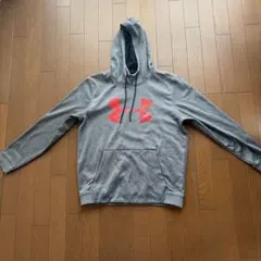 Under Armour グレー パーカー