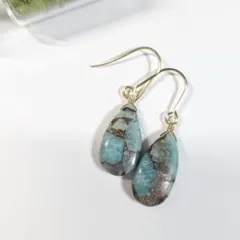 1点作品☆ コンポジットホワイトアバロンシェルピアス イヤリングに