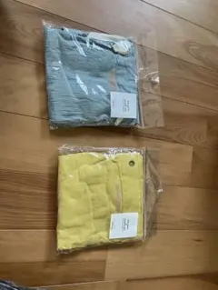 スリーコインズ　キッズエプロンのサムネイル