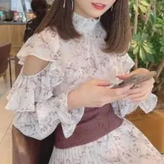 スナイデル ウエストリブフレアスリーブプリーツワンピース