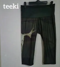 teeki【M】 ヨガパンツ 動物の角プリントダークグリーン
