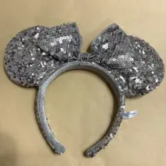 ディズニー　カチューシャ　スパンコール　シルバーのサムネイル