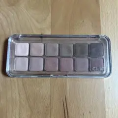 クリオ　プロアイパレットエアー　03 ミュートライブラリー　アイシャドウ
