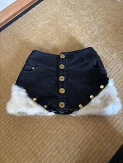 d.i.a デニムショートパンツ ミニスカ風　ファー付き