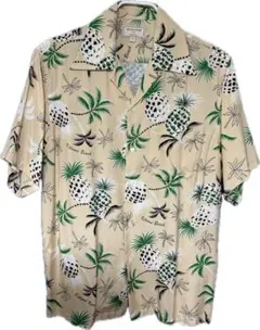 【美品】MAISON KITSUNÉ メゾンキツネ アロハシャツ Mサイズ 2026年最新】MAISON KITSUNE メンズ アロハシャツ・かりゆしウェアの