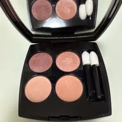 シャネル　384 イマジネール レキャトルオンブル　　コーラル　アイシャドウ