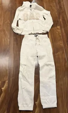 GAP ダメージ加工 ホワイト フード付きジャケットとパンツセット