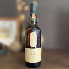 Lagavulin Islay Malt 12年 オールドボトル空き瓶 Lagavulin Islay Malt 12年 オールドボトル空き瓶 - メルカリ