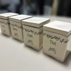 フェリシモ　陶器キャニスター　4個セットのサムネイル