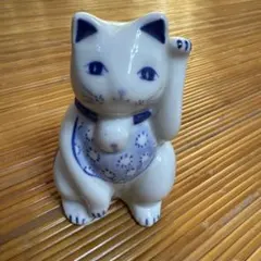 招き猫 陶器製 置物 藍色模様 招き猫 陶器製 置物 藍色模様 - メルカリ