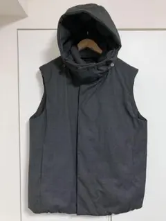 【送料無料】Theoryセオリーのダウンベスト　グレー　XLサイズ