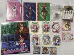 ウマ娘　シール　カード　缶バッジ　他17点セット