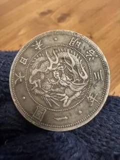 歳末感謝セール❗️★本物保証★　旧1円銀貨　明治3年　普通円　一円　一圓 2026年最新】明治3年 1円 銀貨の人気アイテム - メルカリ