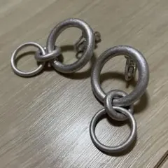 シルバー リンクデザイン イヤリングのサムネイル