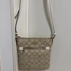 COACH ベージュ ショルダーバッグ