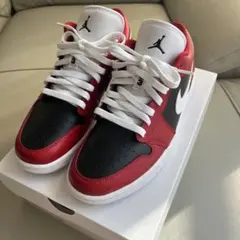 エアジョーダン ローカット スニーカー レッド/ブラック