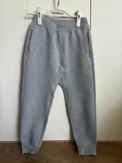 UNIQLO グレー スウェットパンツ 150サイズ