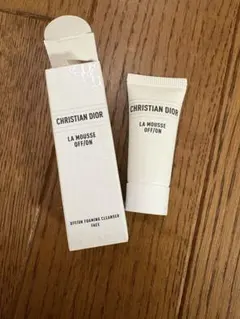 Christian Dior LA MOUSSE OFF/ON 洗顔料のサムネイル